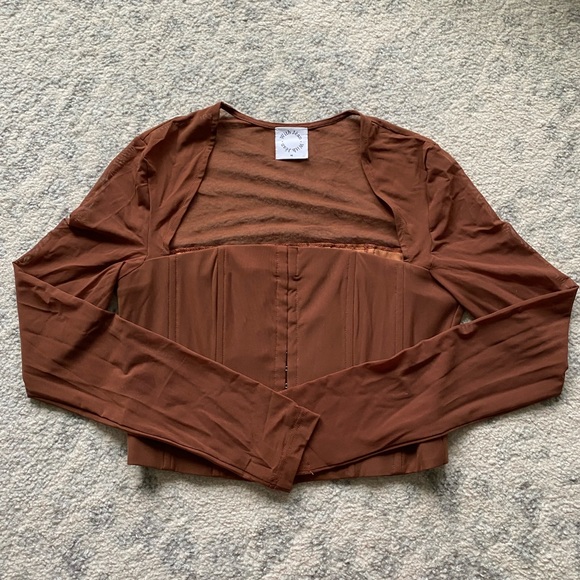 With Jean Al Top in Chocolate - Picture 6 of 8